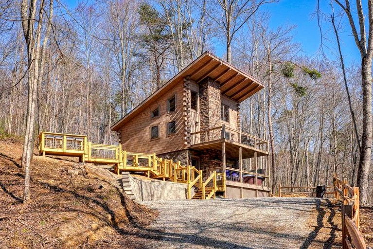 Cabins (United States of America, Logan, Ohio)