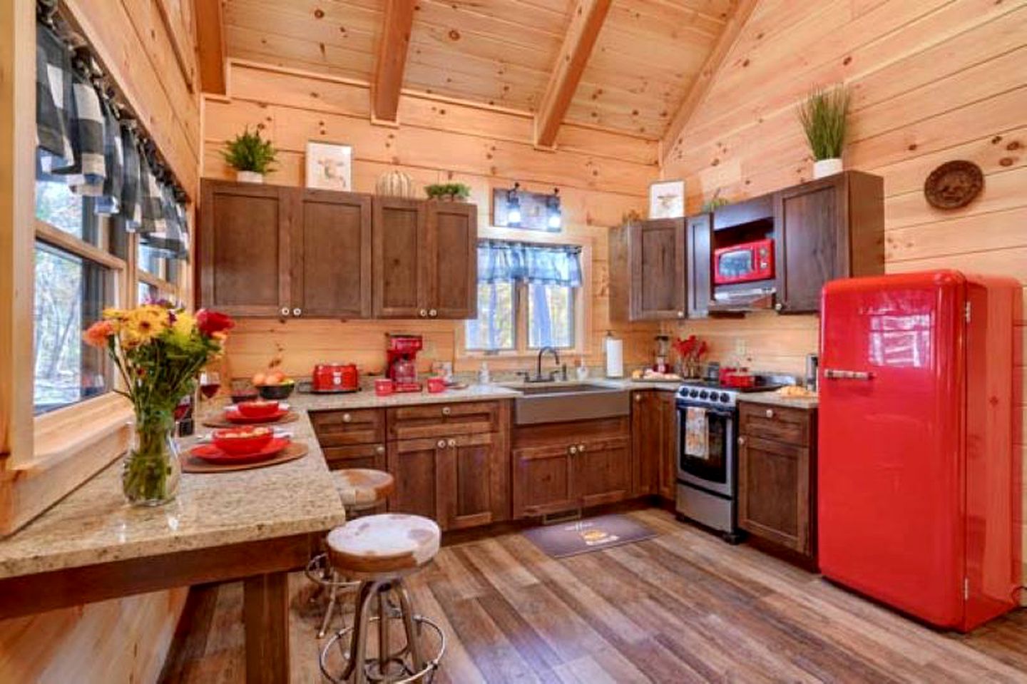 Romantic Getaways to this Rustic Cabin Rental with Stone Fireplace in Logan, Ohio