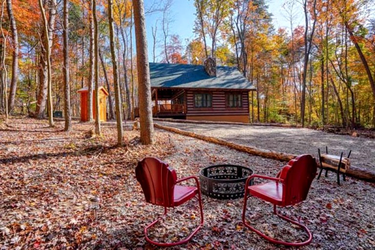 Cabins (United States of America, Logan, Ohio)