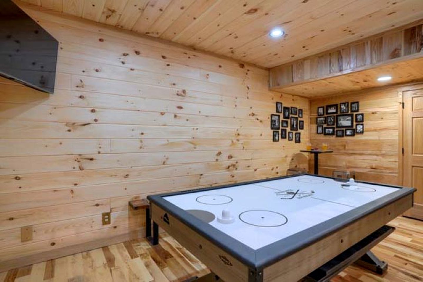 Hocking Hills Park Getaway for Family Adventures in Logan, Ohio