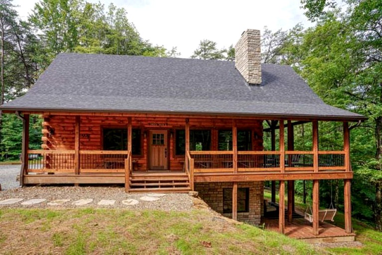 Cabins (United States of America, Logan, Ohio)