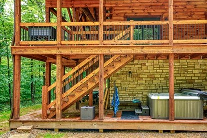 Hocking Hills Park Getaway for Family Adventures in Logan, Ohio photo 3