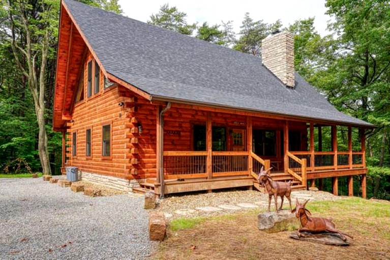 Hocking Hills Park Getaway for Family Adventures in Logan, Ohio