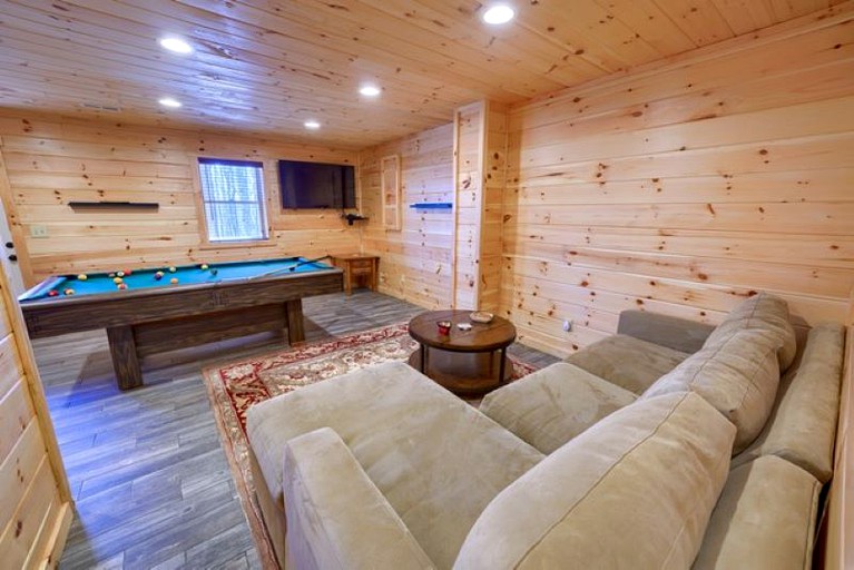 Cabins (United States of America, Logan, Ohio)