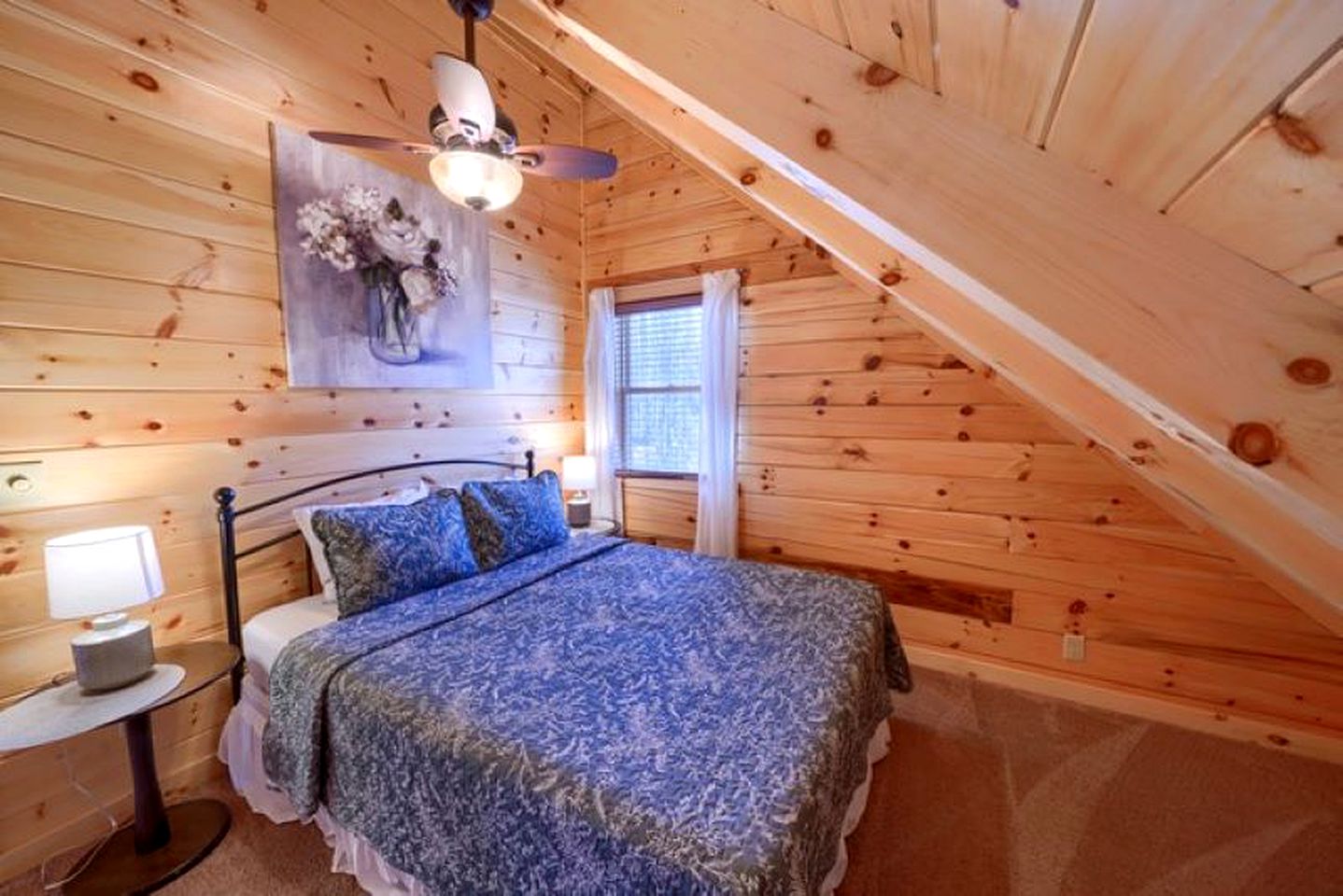 Family-Friendly Getaways to this Rustic Log Cabin in Logan, Ohio