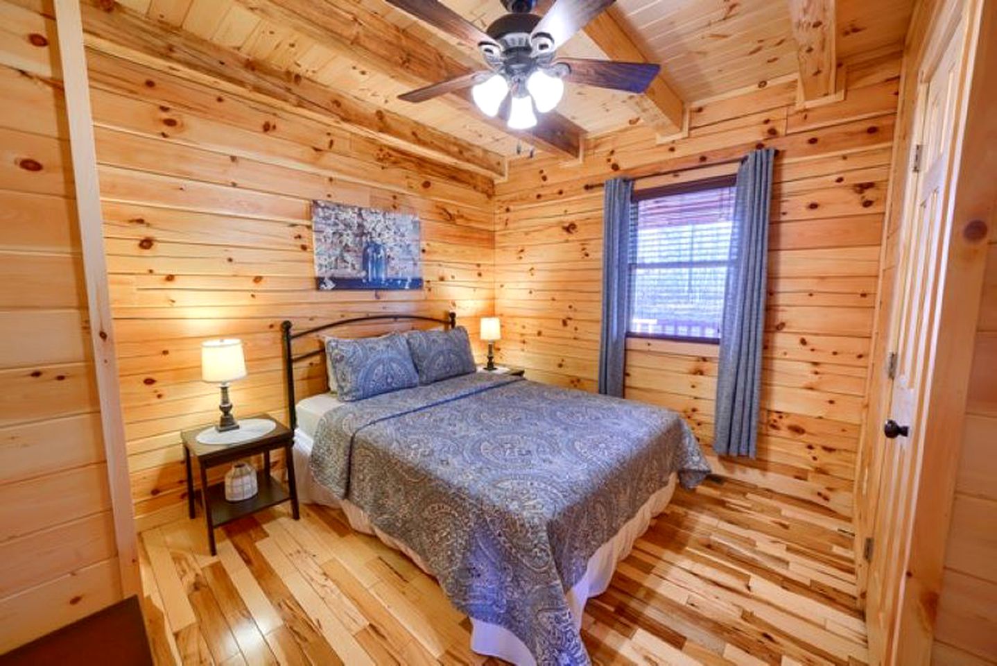 Family-Friendly Getaways to this Rustic Log Cabin in Logan, Ohio