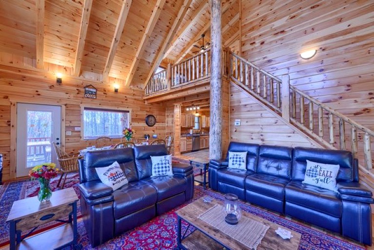 Cabins (United States of America, Logan, Ohio)