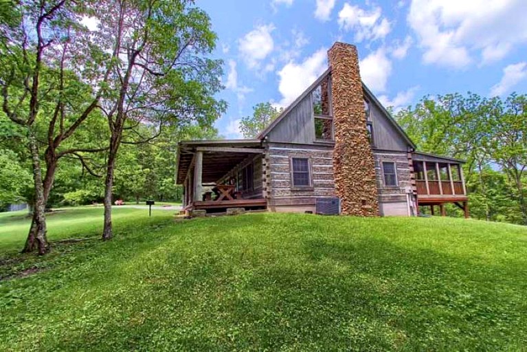 Cabins (United States of America, Logan, Ohio)