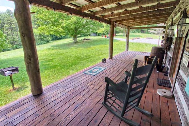 Cabins (United States of America, Logan, Ohio)