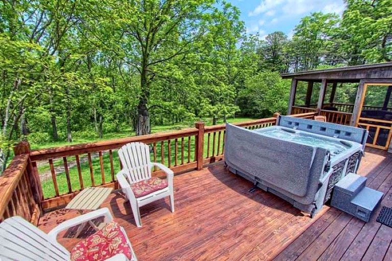 Cabins (United States of America, Logan, Ohio)