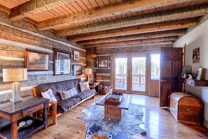 Rustic Log Cabin Rental in Logan, Ohio, for Dreamy Glamping Stays in Hocking Hills photo 4