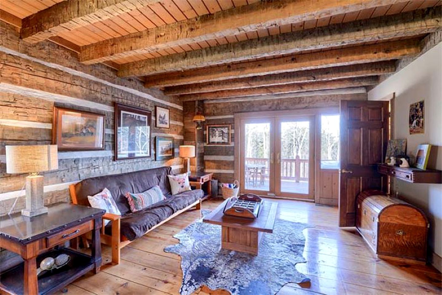 Rustic Log Cabin Rental in Logan, Ohio, for Dreamy Glamping Stays in Hocking Hills