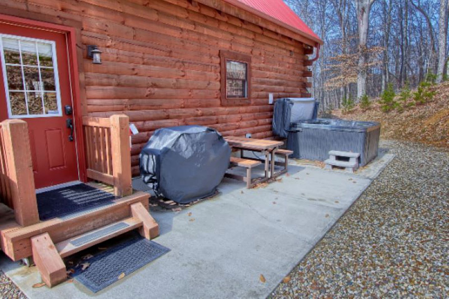 Beautiful Cabin Retreat near Hocking Hills, For Peaceful Getaways in Ohio