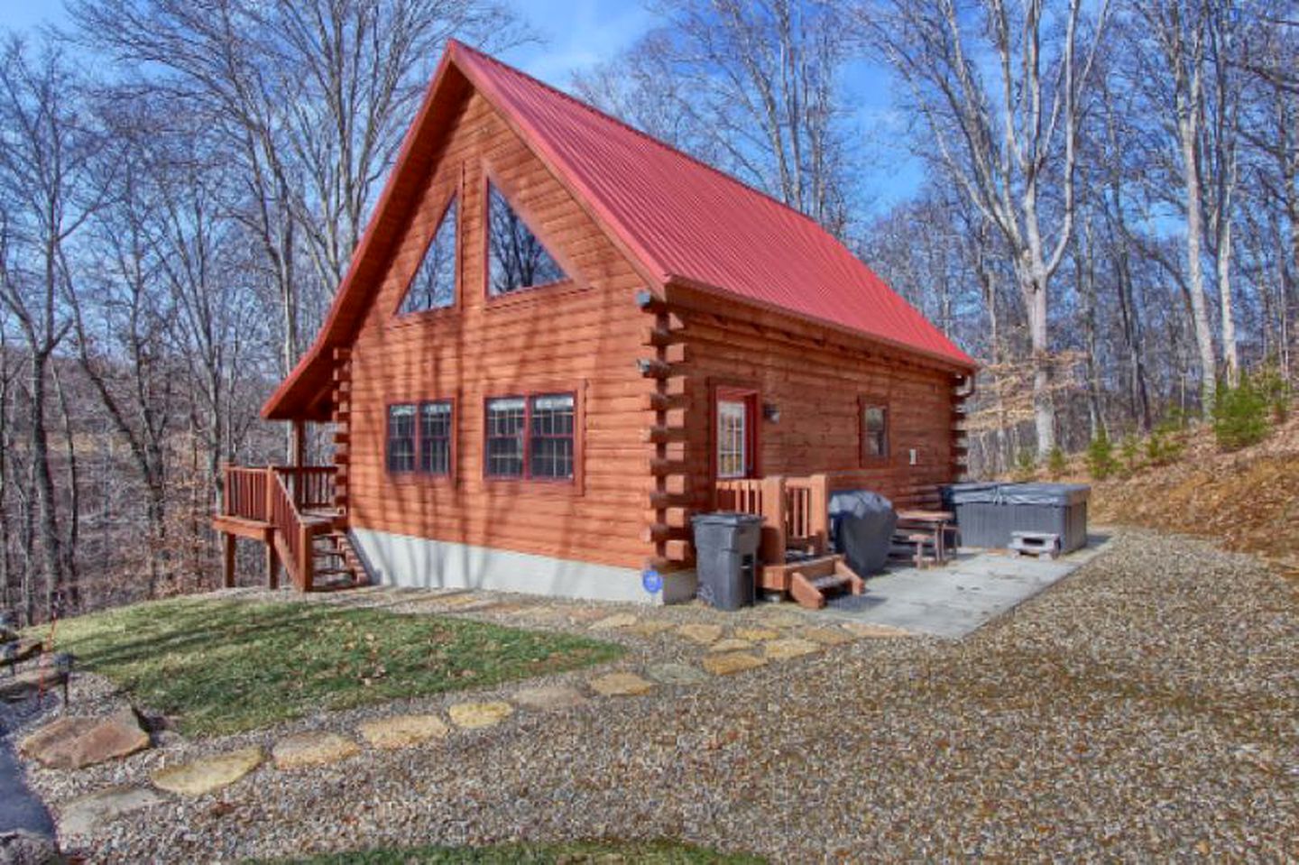 Beautiful Cabin Retreat near Hocking Hills, For Peaceful Getaways in Ohio