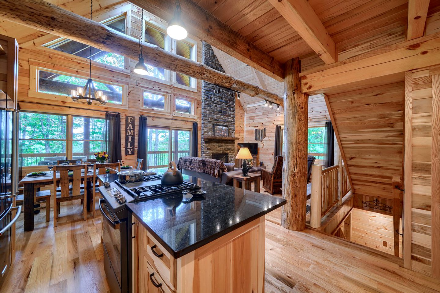 Lovely Logan Log Cabin Retreat for Family and Group Glamping in Ohio