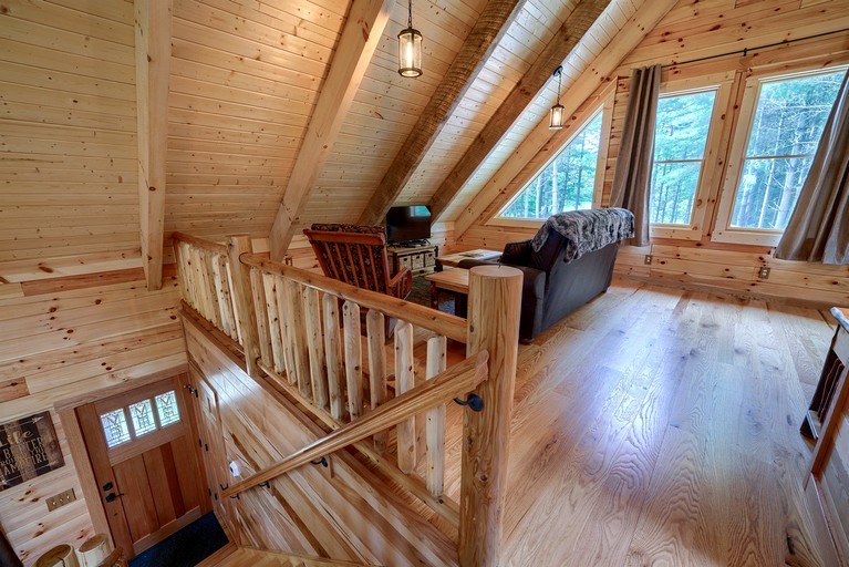 Cabins (United States of America, Logan, Ohio)