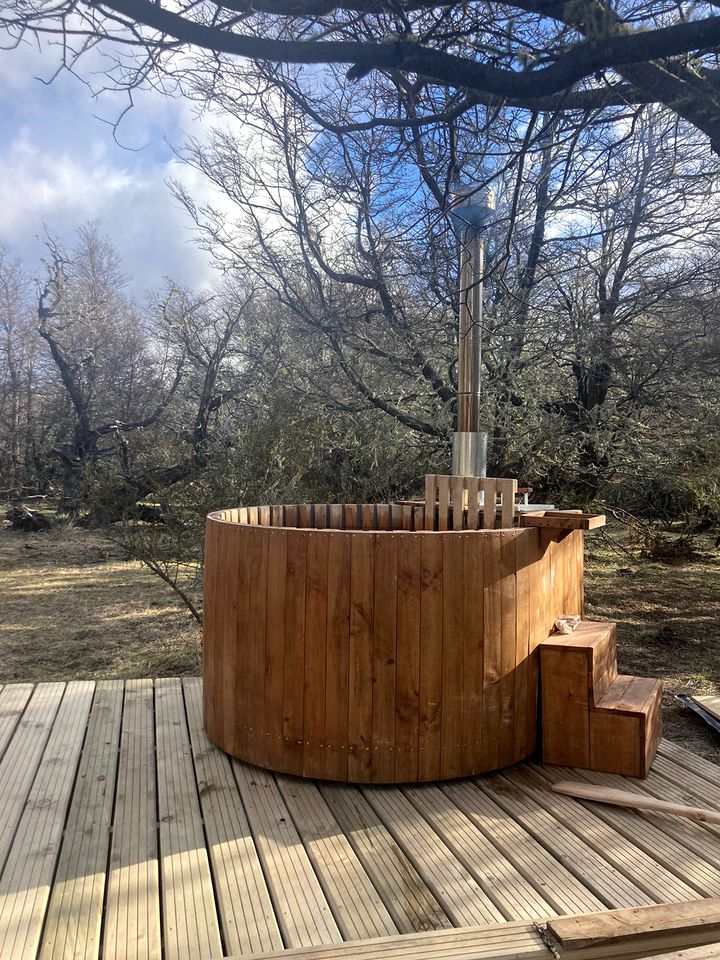 Eco-Friendly Rural Cottage with Outdoor Hot-Tub, Deck and Views in Chile