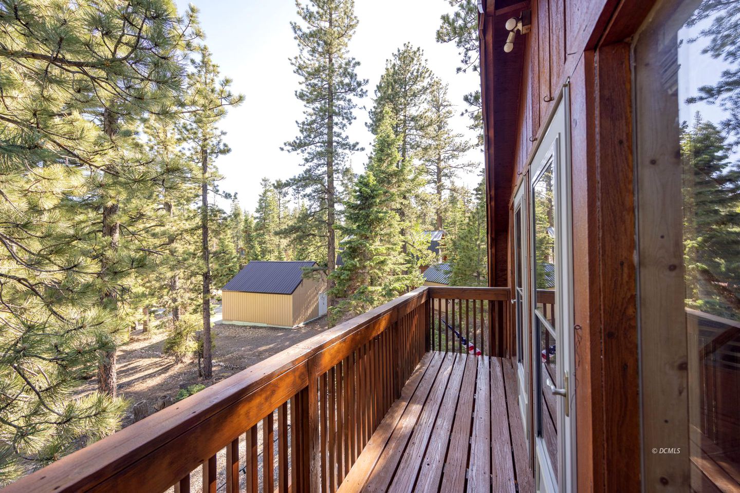 The Ultimate Family Getaway at this Glamping Cabin in Duck Creek Village, Utah