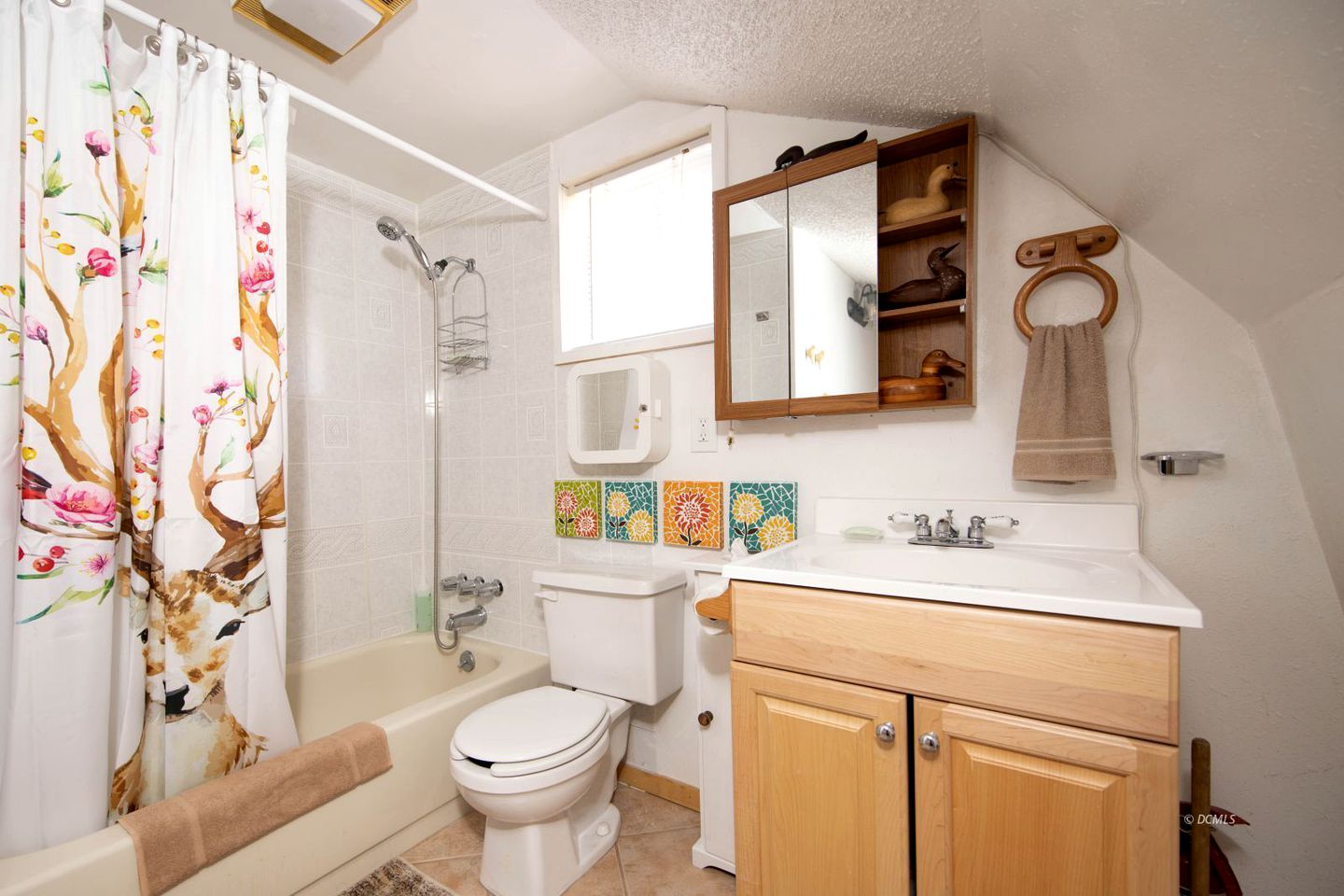 The Ultimate Family Getaway at this Glamping Cabin in Duck Creek Village, Utah