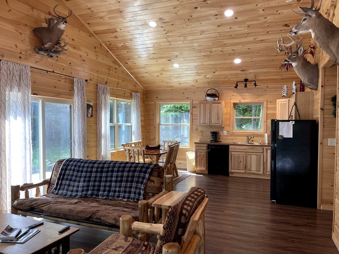 Camp Adirondack, Cabins, Eagle Bay, United States of America Glamping Hub