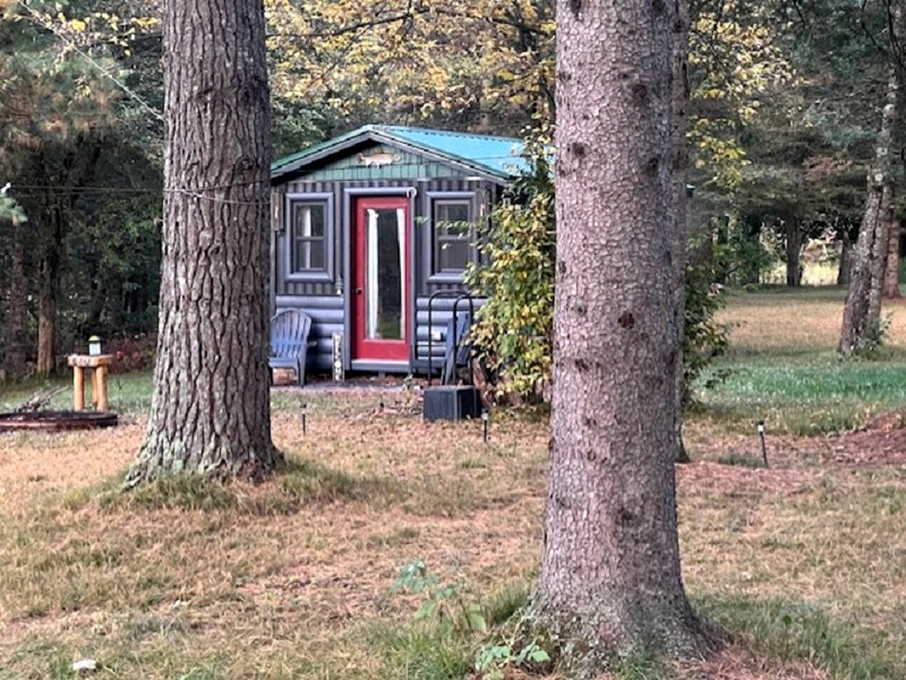 Fishing Cabin for Fun Outdoor Activities near Huron National Forest, Michigan