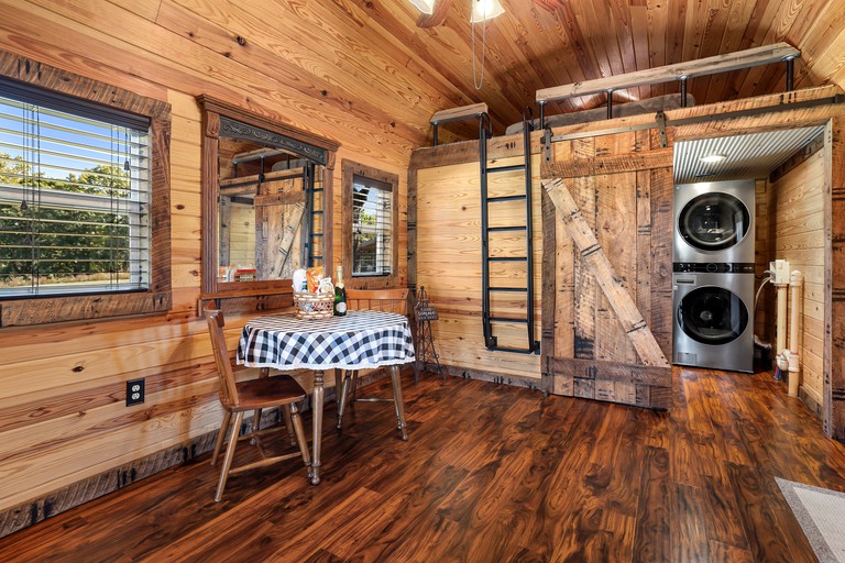 Cabins (United States of America, Eureka Springs, Arkansas)