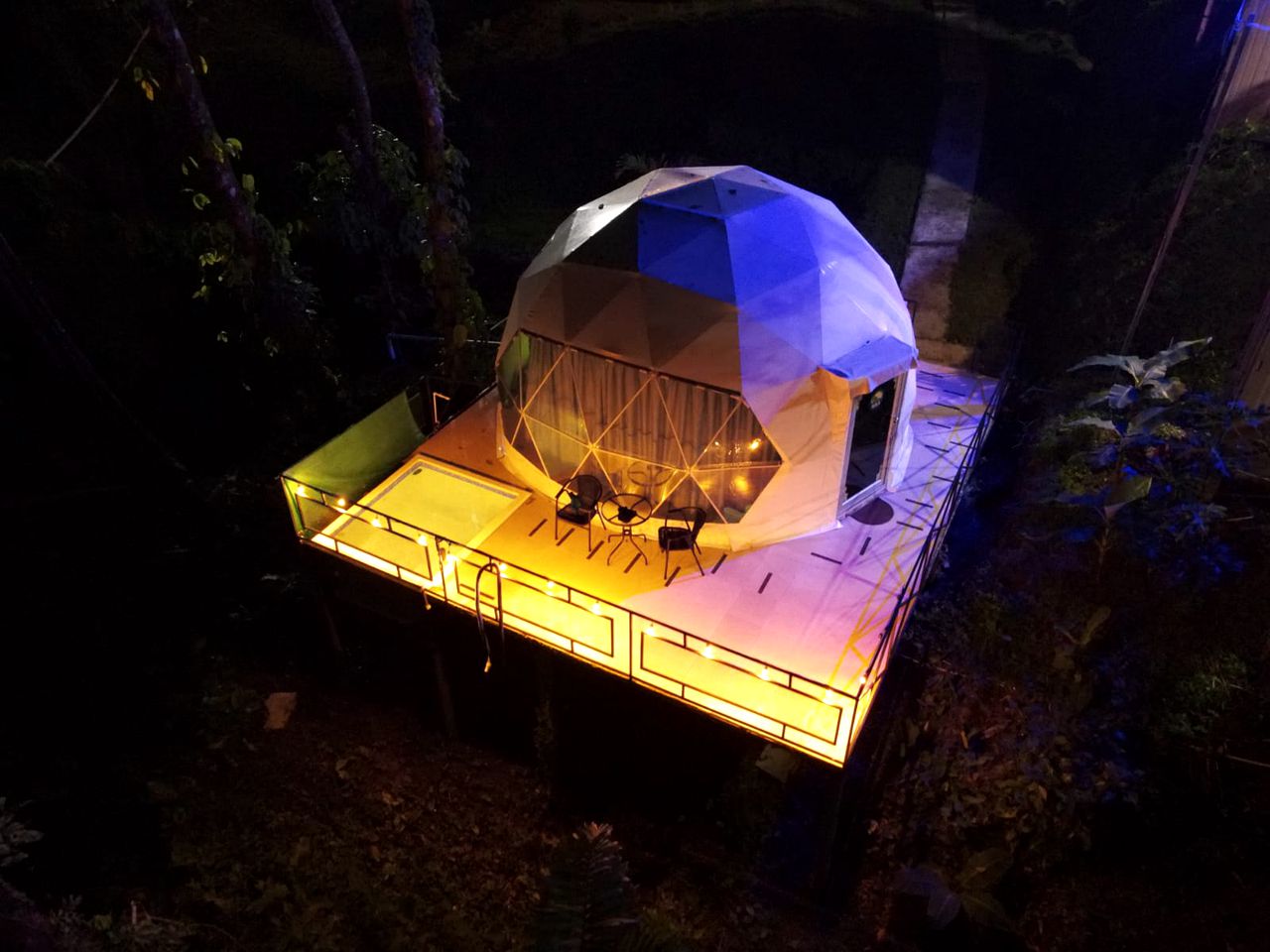 Reconnect with Nature at this Fantastic Glamping Domes in Costa Rica
