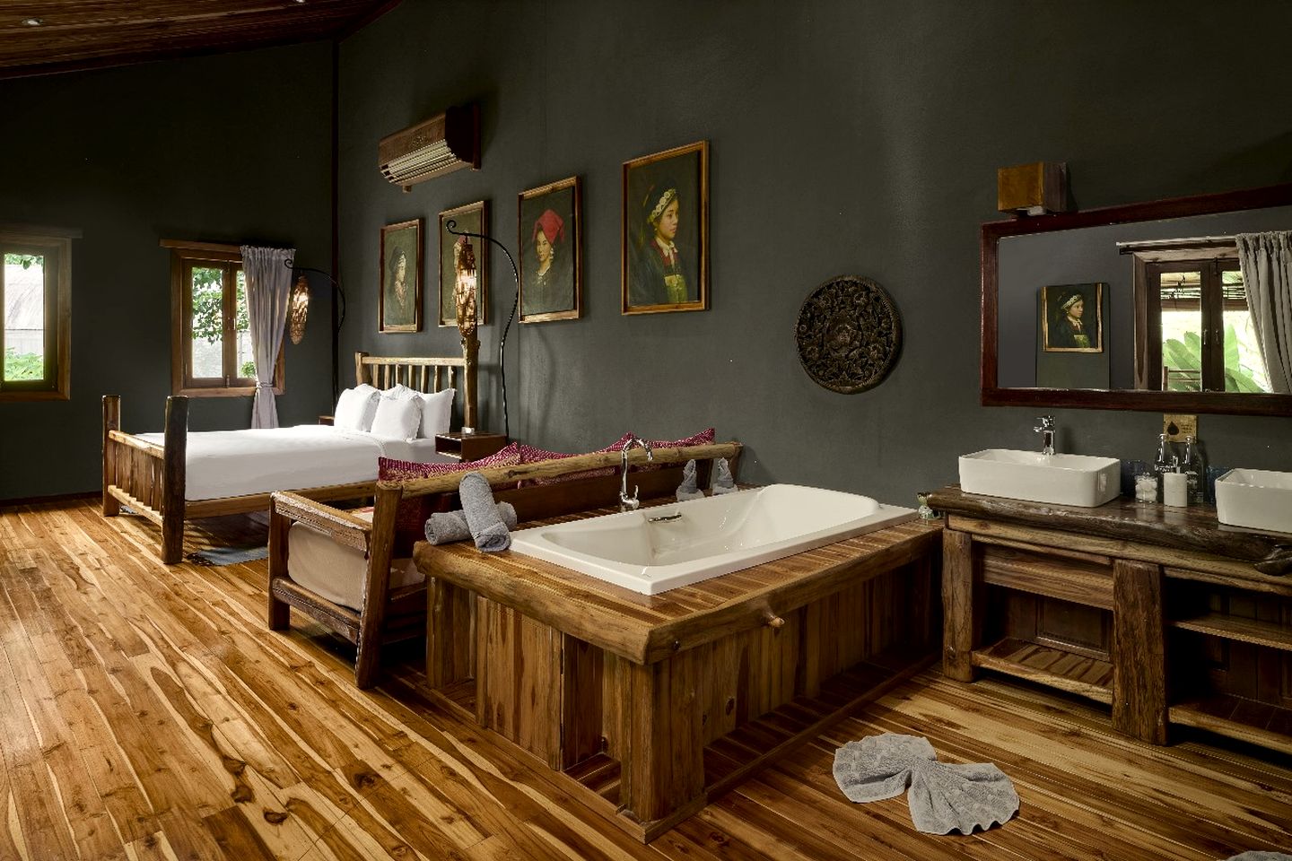 Splendid Forest Suite Incredible for a Relaxing Getaway in Laos