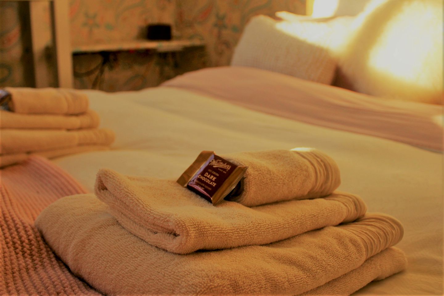 Perfect Country Cabin For Relaxation With Hot Tub and Easy Reach of Wellington, Hutt, and Porirua, New Zealand