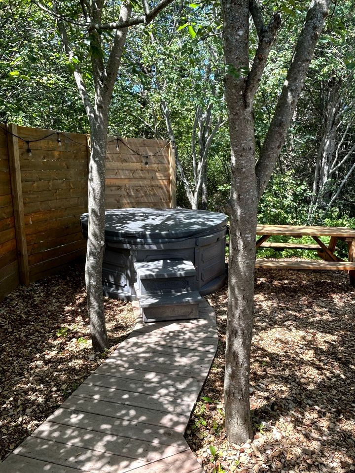 Romantic Dome for a Weekend Getaway or Serene Escape For Two with Hot Tub in Cocagne, Canada
