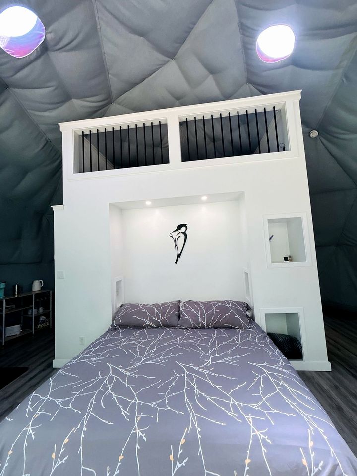 Romantic Dome for a Weekend Getaway or Serene Escape For Two with Hot Tub in Cocagne, Canada