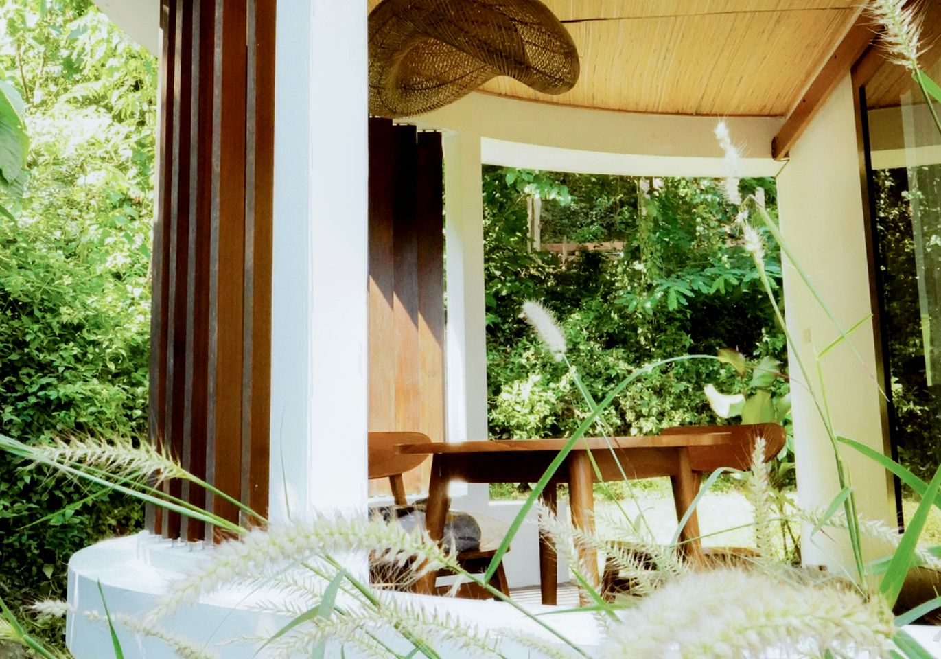 Luxurious Romantic Retreat with Pool and Sunset Views in Indonesia