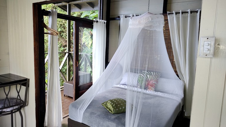 Cabins (Trinidad and Tobago, --, --)