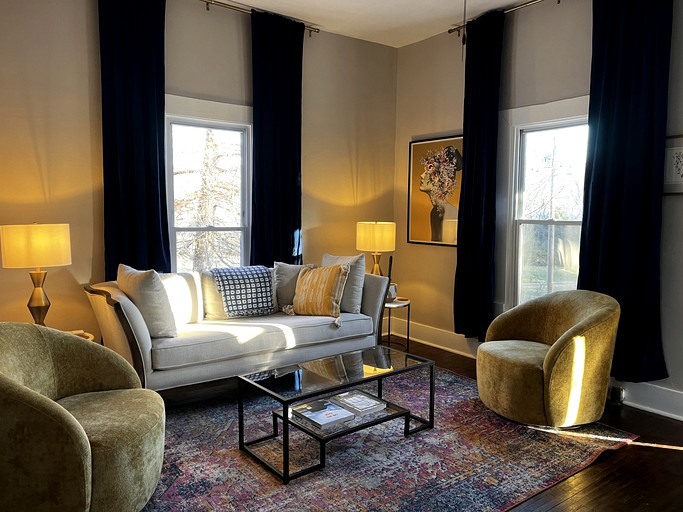 Charming Farmhouse Retreat, Cabins, Hartsburg, United States of America