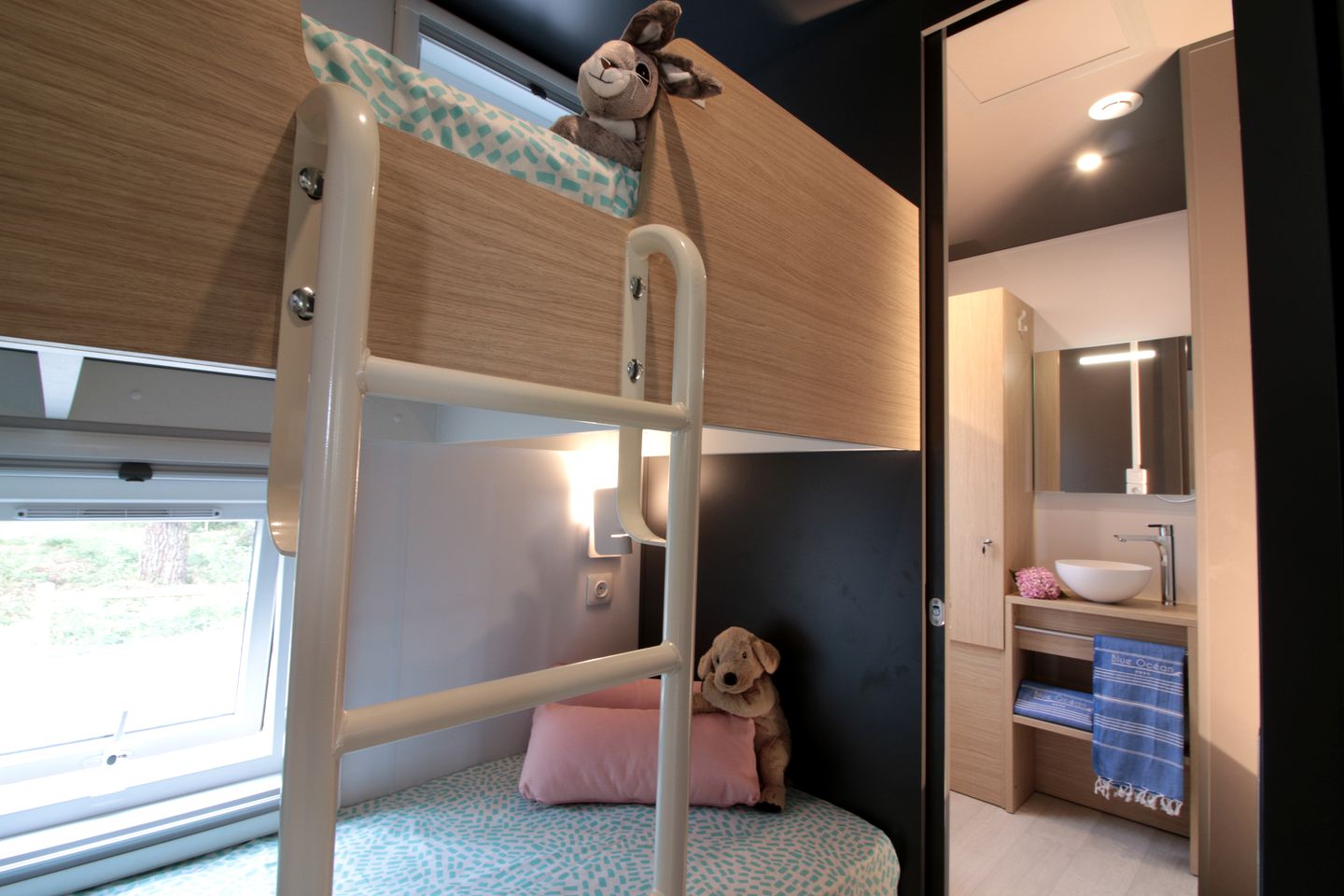 Rest and Relaxation in this Cozy Pet-Friendly Log Cabin Rental in Ondes, France