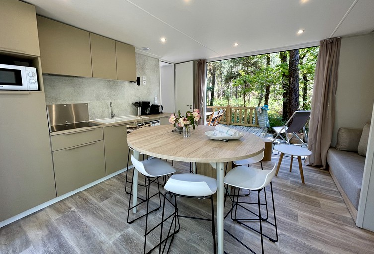 Cottages (France, Ondres, Nouvelle-Aquitaine)