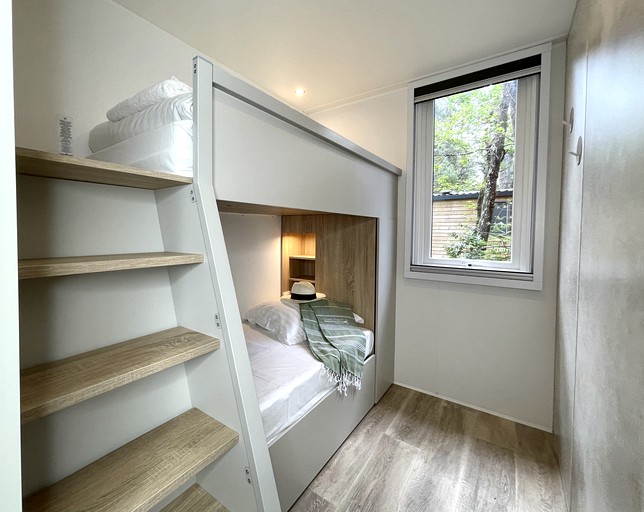 Cottages (France, Ondres, Nouvelle-Aquitaine)