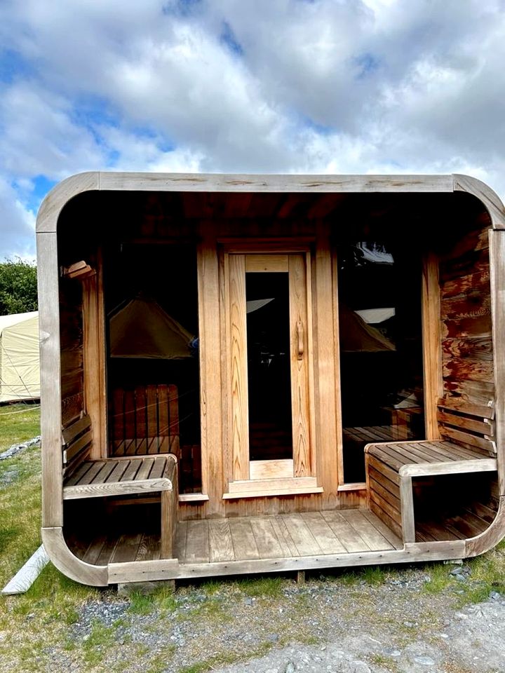 Cozy and Warm Safari Tent Rental in Seward, Alaska with Beautiful Views - The Perfect Romantic Mountain Getaway