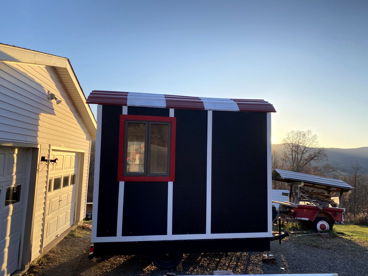 Cute Tiny House in Preston Hollow, NY - Amazing Glamping Destination for Two