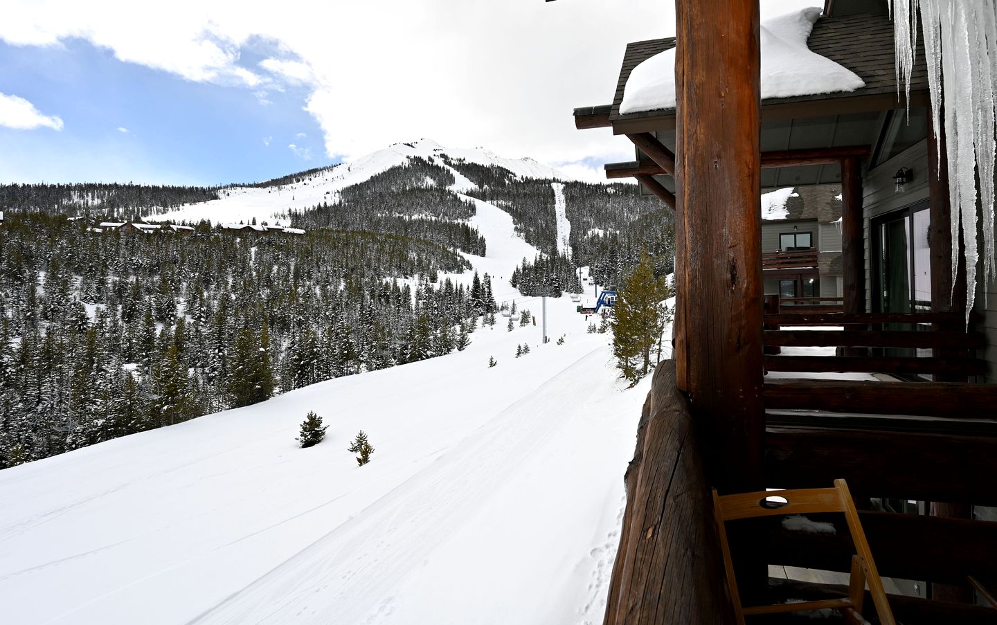 Ski-In/Ski-Out Luxury Cabin Rental with Incredible Views in Big Sky