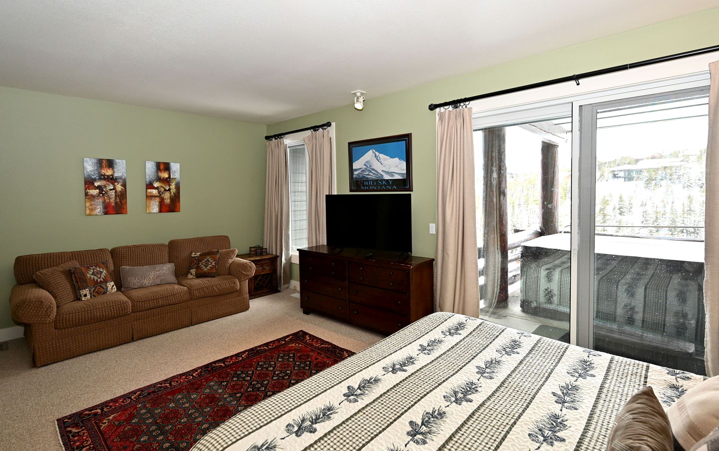 Ski-In/Ski-Out Luxury Cabin Rental with Incredible Views in Big Sky