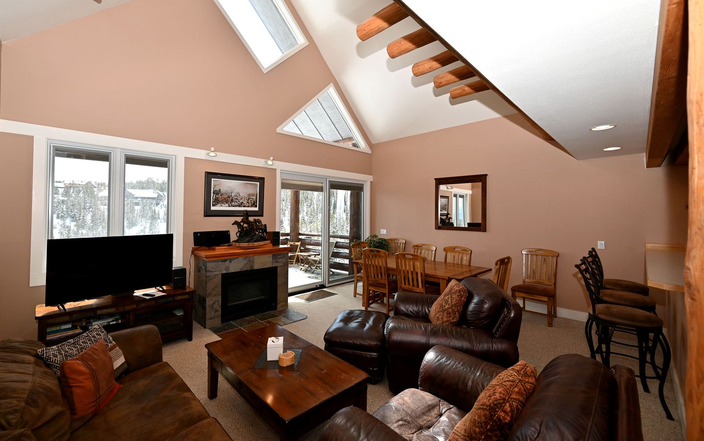 Ski-In/Ski-Out Luxury Cabin Rental with Incredible Views in Big Sky