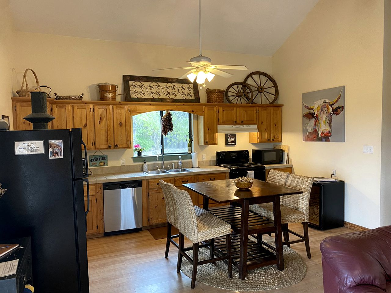 Hilltop Valley View Cabin, Wimberley, Texas