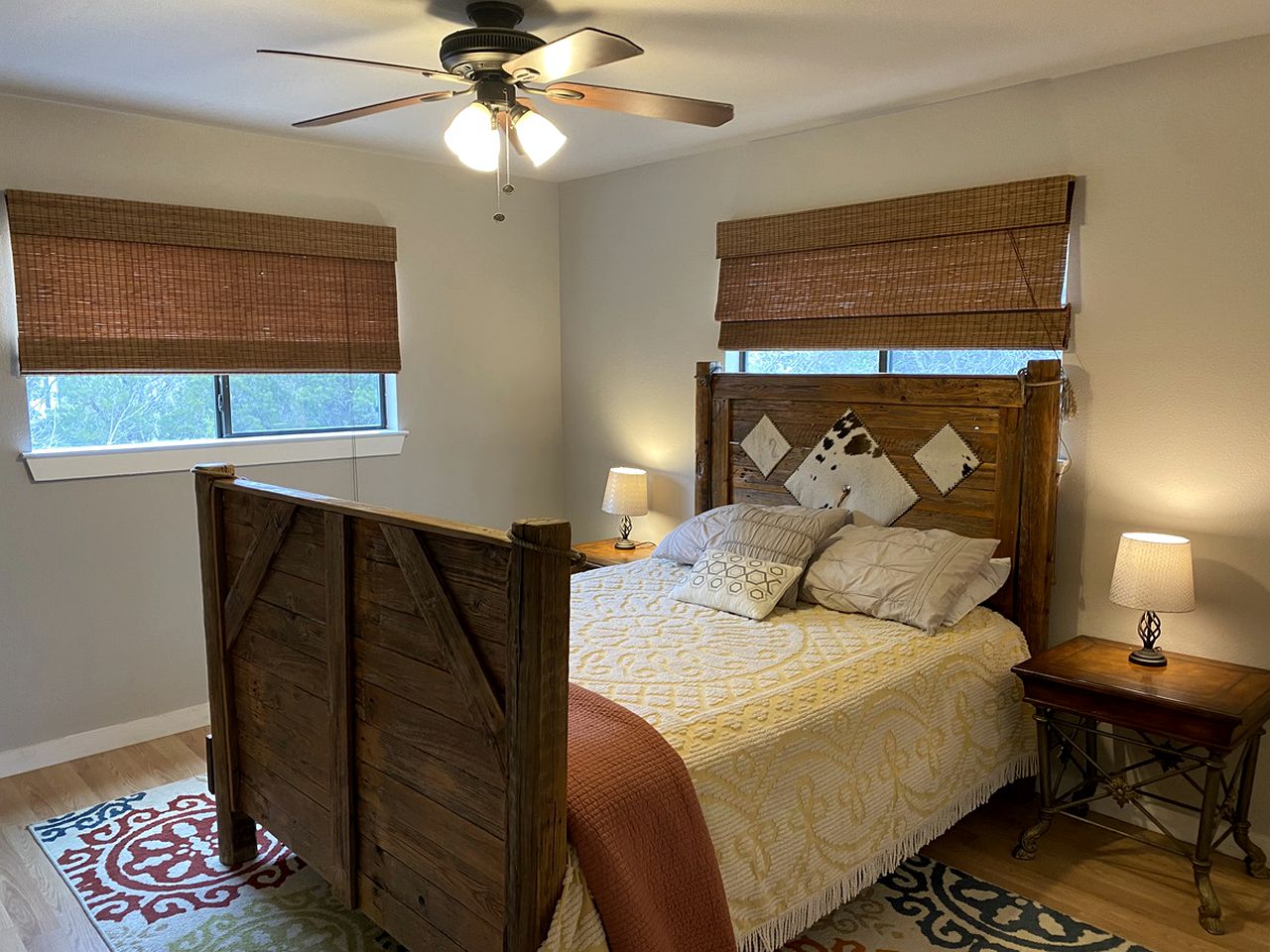 Hilltop Valley View Cabin, Wimberley, Texas