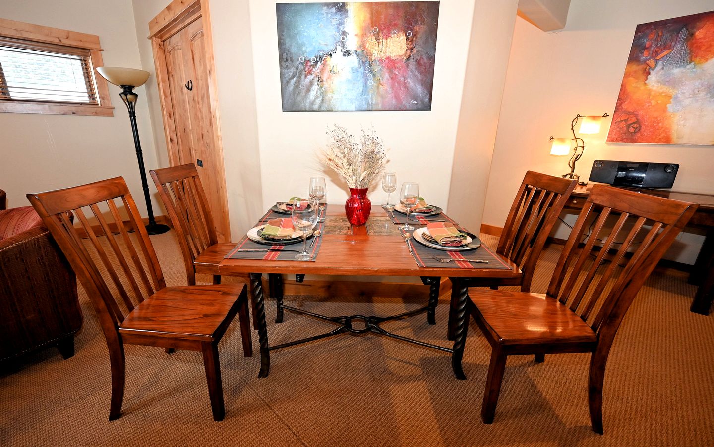 Family-Friendly Cabin Rental with Lone Peak Views in Big Sky