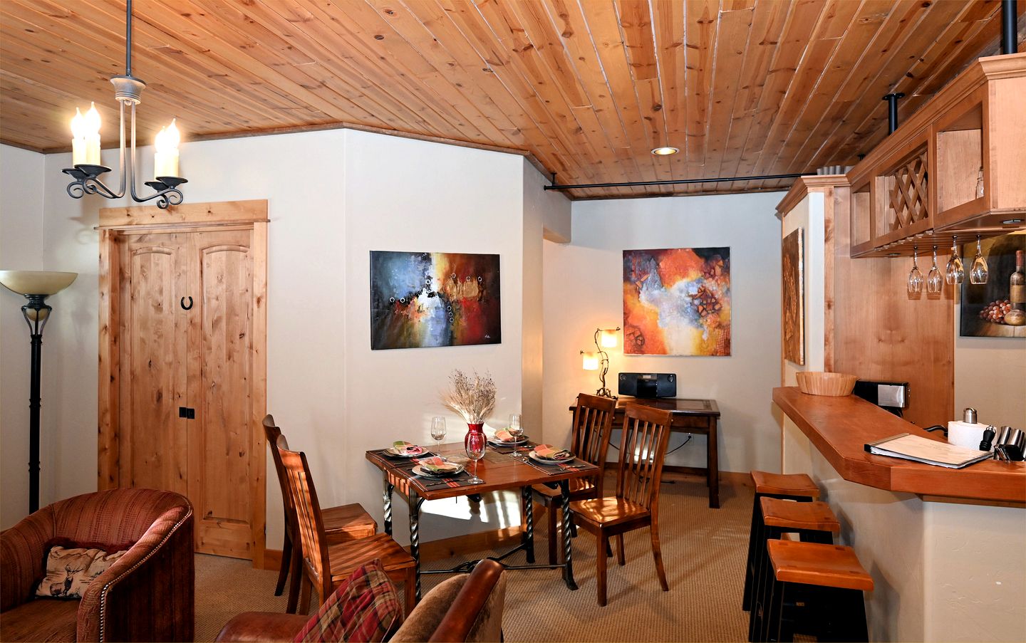 Family-Friendly Cabin Rental with Lone Peak Views in Big Sky