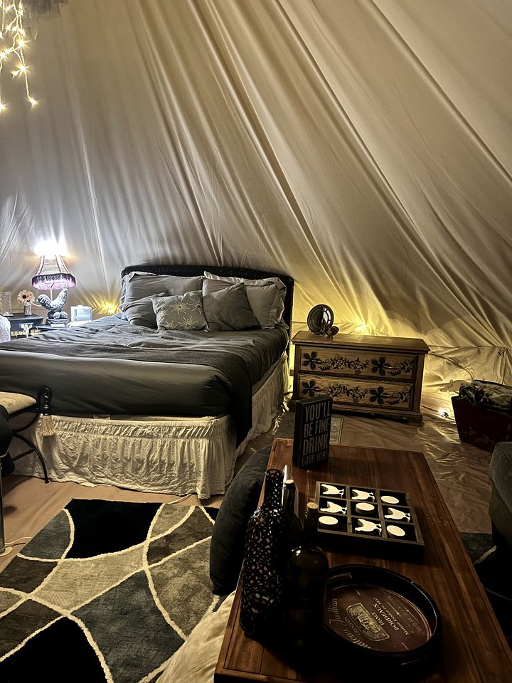 Rustic Bell Tent on a Texan Farm, Nestled in the Sam Houston National Forest, Perfect for a Weekend Getaway