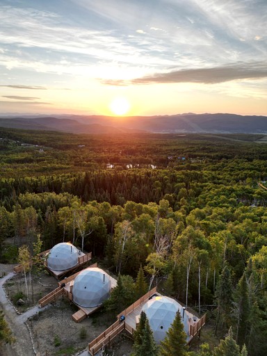 Domes (Canada, Baie Saint Paul, Quebec)