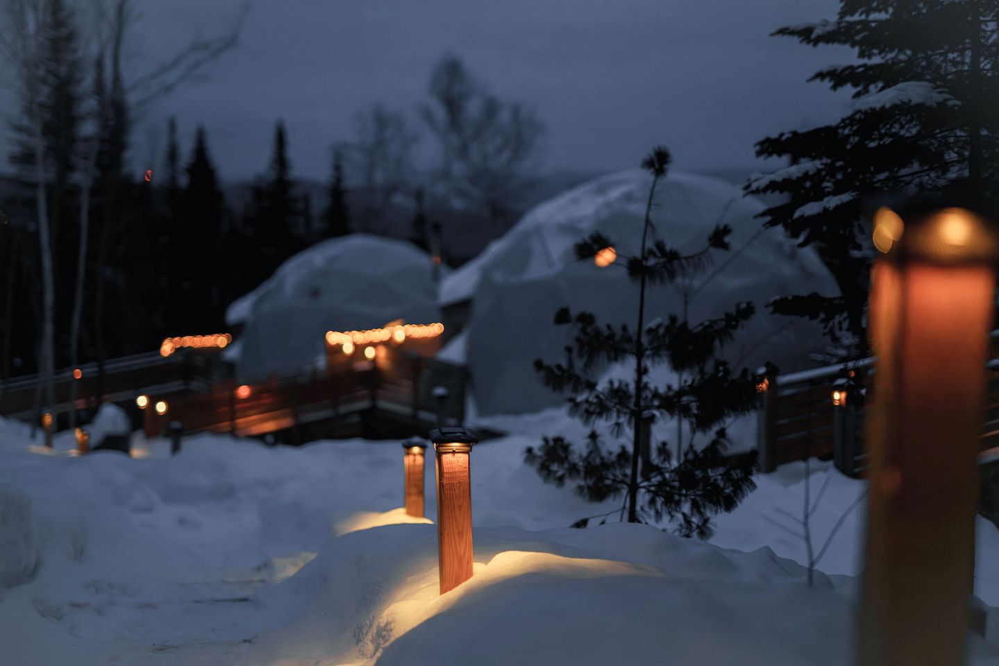 Gorgeous Modern Dome with Breathtaking Views and a Wood-Burning Fireplace for an Unforgettable Escape near Baie-Saint-Paul, Quebec