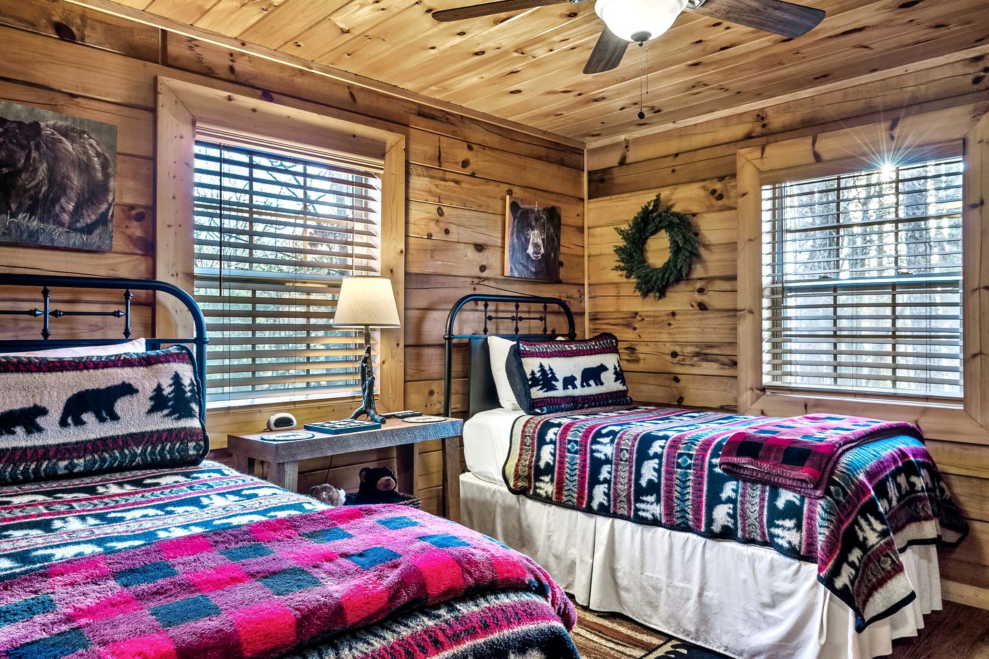 Red Bird Cabin Close to Blue Ridge Mountains